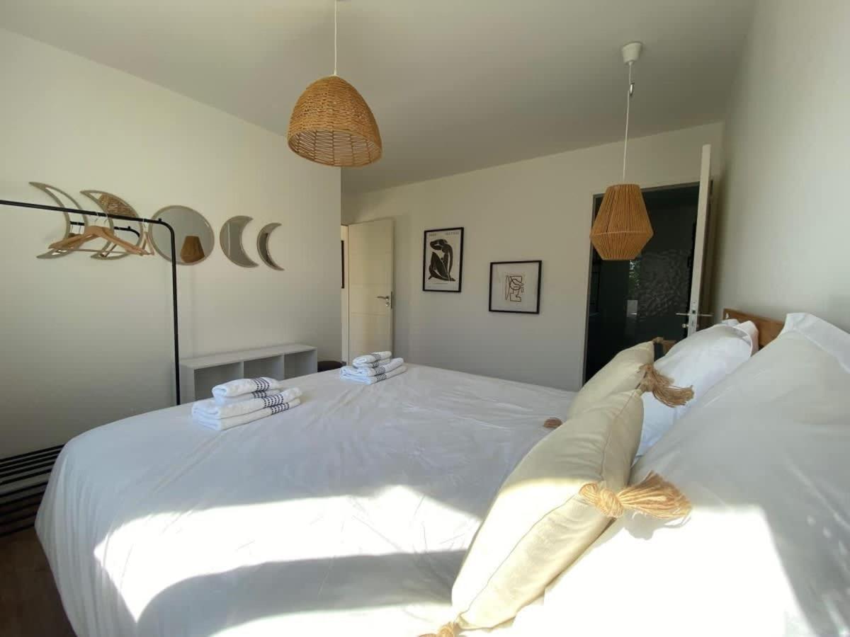 CARANTEC MAISON NEUVEJACUZZI JARDIN 8 personnes Extérieur photo
